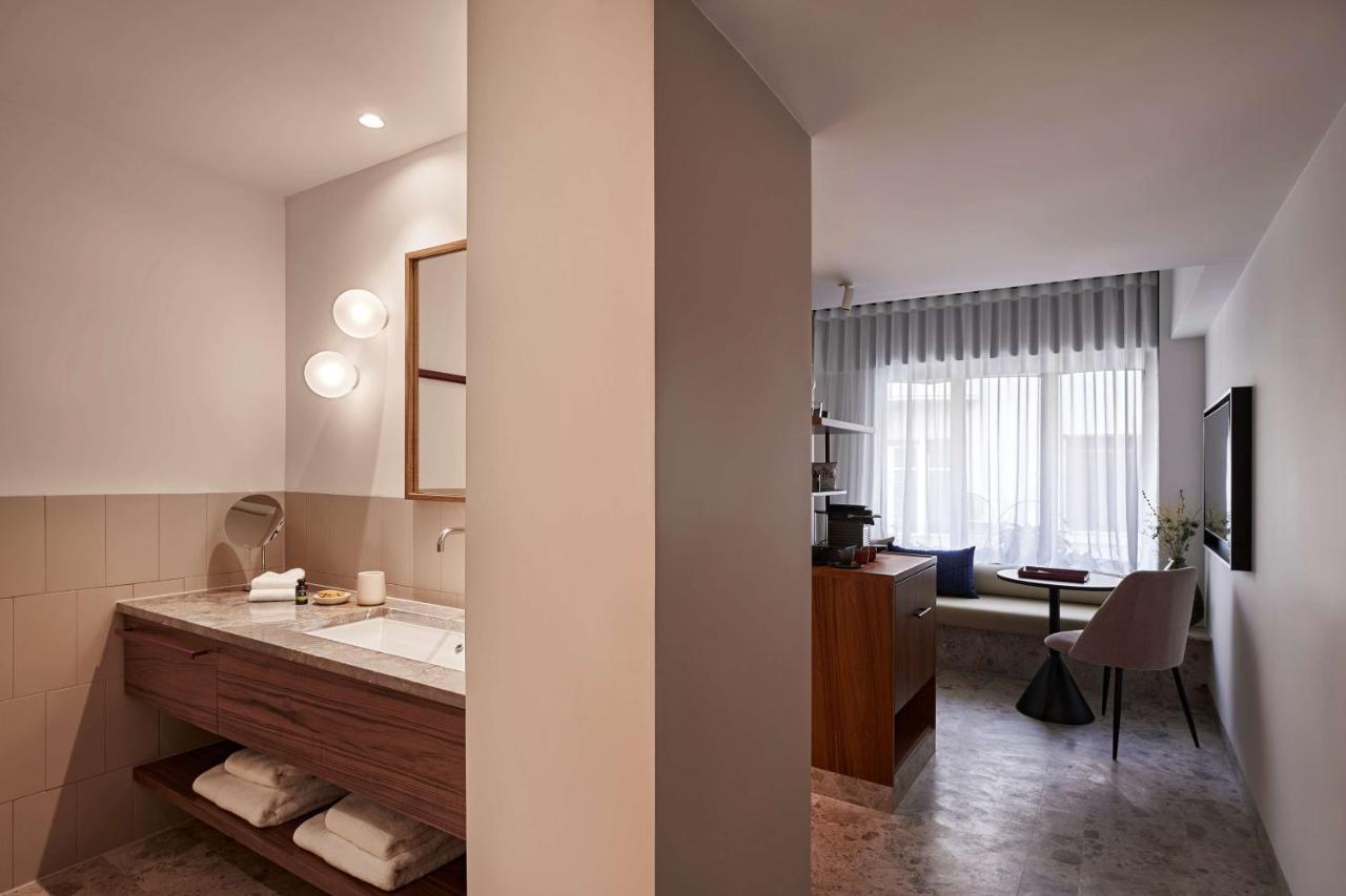 The Social Athens Hotel, A Member Of Radisson Individuals エクステリア 写真